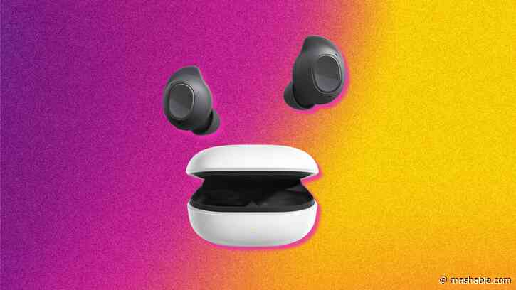 The Samsung Galaxy Buds FE earbuds have never been this cheap before