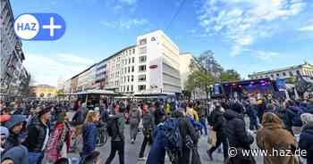 Hannover: Verkaufsoffener Sonntag und Laternenumzug am 3. November