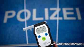 Während der Fahrt eingeschlafen: Rosenheimer Polizei schnappt betrunkenen 35-Jährigen