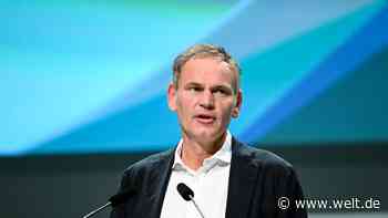 VW-Konzernchef Blume gibt Lohnkosten die Schuld