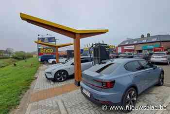 Snellaadstation aan speelgoedwinkel op het Gouden Kruispunt geopend: “Emotionele band met deze vestiging”