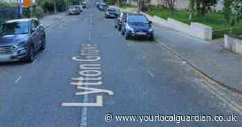 Pedestrian in 20s dies after crash with lorry in Putney