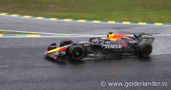 Max Verstappen wint na meesterlijke inhaalrace en neemt in Braziliaanse gekte voorschot op wereldtitel