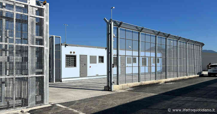 Caso migranti Albania, due esposti di M5s e Italia Viva alla Corte dei conti per i costi. Bonelli: “Sperpero per finanziare propaganda”