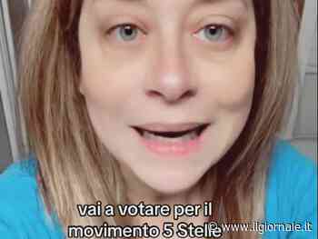 Parolacce, diktat e strambe teorie politiche: il comizio social della grillina