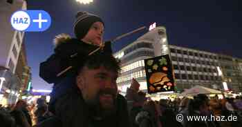 250.000 dabei – so läuft der verkaufsoffene Sonntag mit Martinsumzug in Hannover