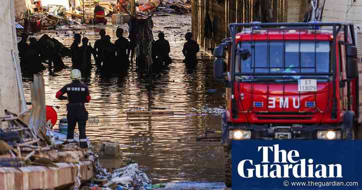 ‘After three days we found her alive’: the ‘miracle’ rescues after Spanish floods