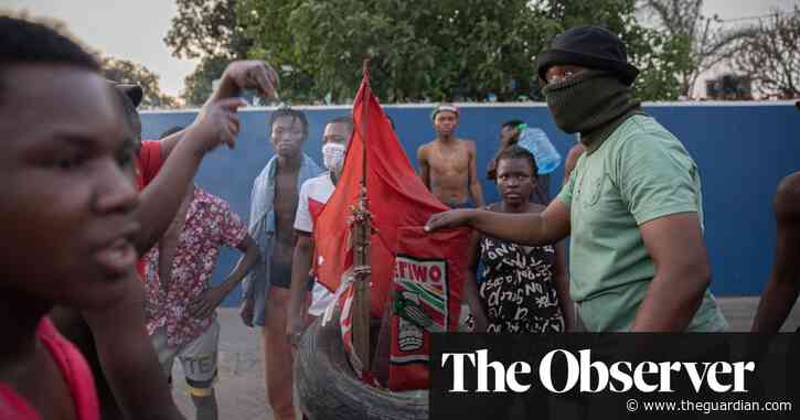 Death toll rises as protesters rage against Mozambique election result