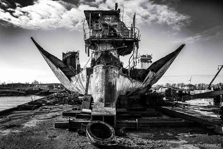 Foto’s van zeevarenden worden gebundeld