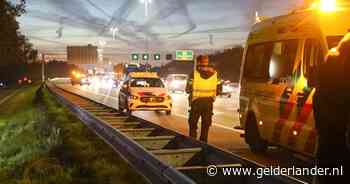 Ongeluk met vier auto’s op de A12: twee rijstroken afgesloten en forse vertraging