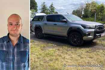 Dieven stelen jeep gevuld met tienduizenden euro’s aan materiaal op oprit van Ruben: “Ik heb niks meer, zelfs geen schroevendraaier”