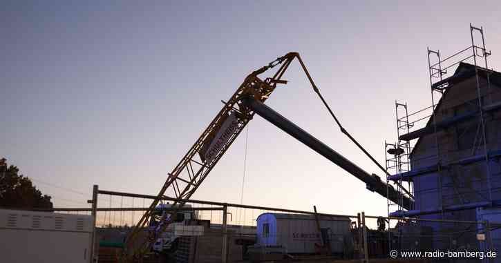 Arbeiter bei Arbeitsunfall in Erlangen von Baukran erschlagen