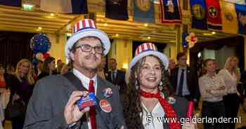 Popcorn bij de hand en kijken maar: veel Nederlanders blijven op tijdens Amerikaanse verkiezingsnacht