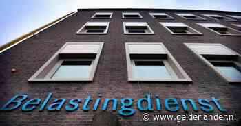 Tranen in de rechtbank: oud-medewerker van de Belastingdienst eist bijna een miljoen