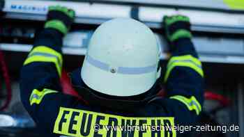 Salzgitter: Auto brennt auf Standstreifen aus – A39 gesperrt