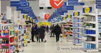 Tesco issues 'ban' on staff habit as customers left 'infuriated'