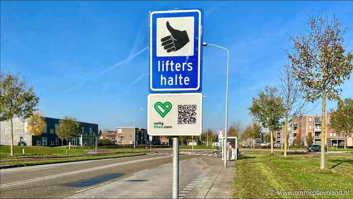 Zeewolde - Lift nodig? Er is nu een officiële liftershalte in Zeewolde