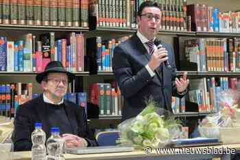 Emotioneel afscheid van burgemeester Stefaan Devleeschouwer  met staande ovatie op laatste gemeenteraad