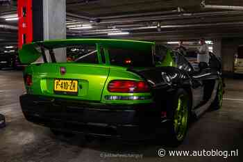 Gespot – Mokerdikke Viper brengt bezoekje aan het Louwman Museum