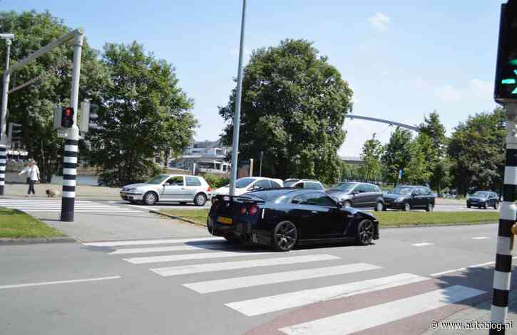 Pas op: voetgangers mogen hier gewoon door rood lopen