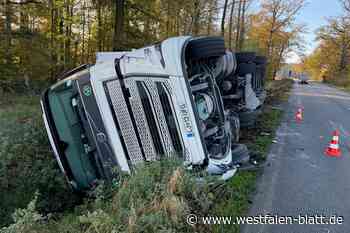Abgelenkt: 40-Tonner kippt in Versmold auf die Seite