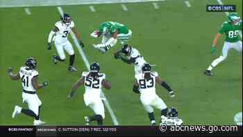 WATCH:  Saquon Barkley’s reverse hurdle stuns Eagles fans