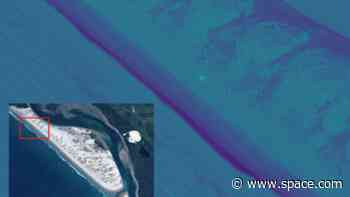 Satellites can now spot plastic trash on Earth's beaches from space (photo)