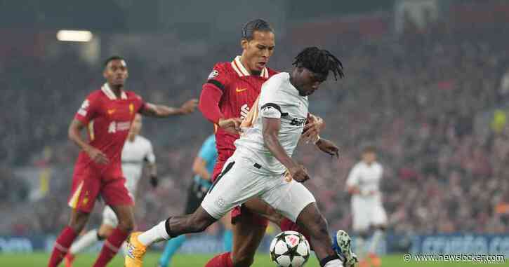 Nog weinig spektakel op Anfield, geen penalty voor Frimpong na duel met Van Dijk