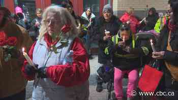 'Loving mother of 4' Winnipeg police say died by homicide mourned in sombre candlelight vigil