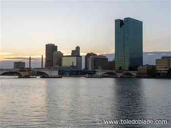 Toledo voters pass charter change to allow 3 consecutive terms for mayor