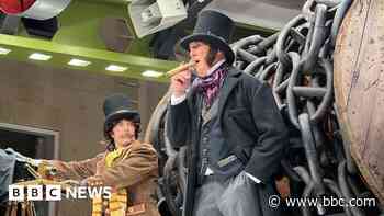 Newspapers & trending: Carnival season continues