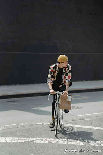 Rotlicht missachtet - Radfahrer verursacht Unfall