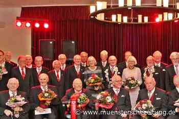 Königsproklamation und Ehrung für verdiente Sänger