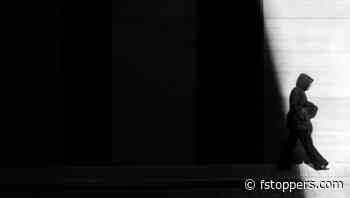 How to Simplify Your Photos Using Negative Space