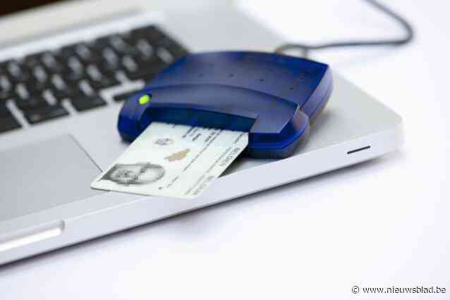 Man verliest duizenden euro’s na valse sms van de bank