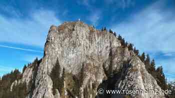 Frau (70) stürzt vor den Augen ihres Ehemannes 100 Meter in den Tod