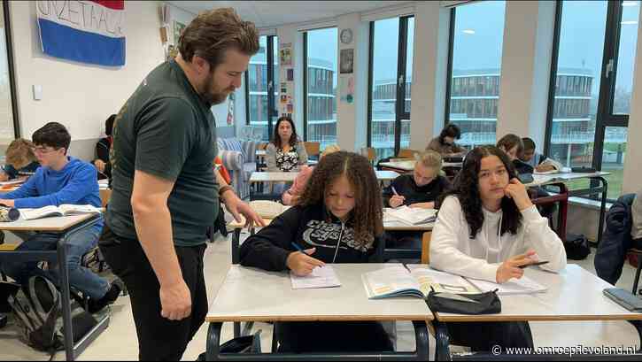 Lelystad - 45 mensen ontdekken donderdag of ze hun werk willen opzeggen voor een baan in het onderwijs