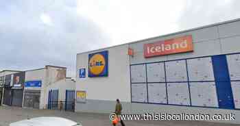 New signs planned for Dagenham supermarket closed for refurb