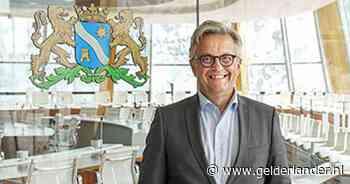 Wethouder Gert weet dat bezuinigen onvermijdelijk is, maar wil binnen de pijngrens van Alphenaren blijven: ‘We worden van alle kanten geknepen’