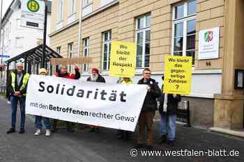 Rechtsextreme müssen an KZ-Gedenkstätte zahlen