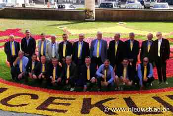 Jarige vereniging waar alleen mannen welkom zijn licht in speciaal boek tipje van de sluier over berucht doopritueel