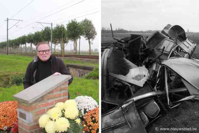 Dominiek (59) verloor 50 jaar geleden zijn vier beste vrienden in tragisch treinongeval: “Iedereen wist het, maar niemand sprak erover”