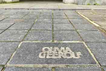 “Wie doet nu zoiets”: onbekenden beschadigen tegel van overleden choreografe Olivia Geerolf op Brugse ‘walk of fame’