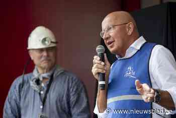 Zijn 2,4 miljoen euro aan ‘werkingskosten’ gingen vooral naar orgieën met prostituees: de val van de ‘mijnwerkersheld’