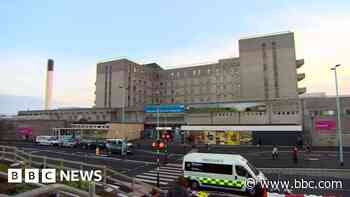 Hospital bosses told to make 'rapid improvements'