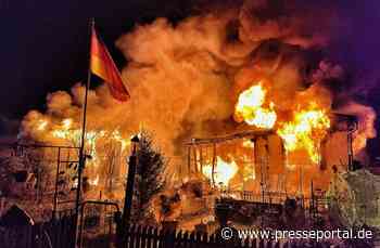 FW-NE: Brand in einer Kleingartenanlage in Neuss-Meertal | Eine leichtverletzte Person