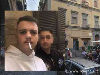 Napoli, 18enne ucciso con un colpo in fronte in pieno centro. Forse un gioco finito male