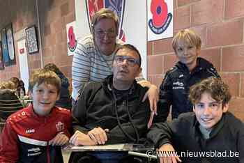 Hein (44) vecht terug na hersenbloeding en krijgt steun van velen: “Ook van onze zonen, maar op die leeftijd wil je dat nog niet verwachten”