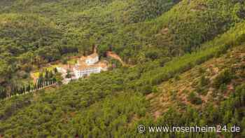 Ein Toter und mehrere Verletzte bei Attacke im Kloster – Täter auf der Flucht