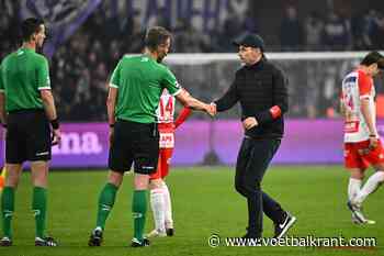 JPL-coach is het beu na veertien speeldagen zonder één strafschop en spreekt rake woorden